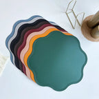 Runde Faux-Leder Tischsets mit Geprägtem Blumendesign – Esszimmer, Dekoration